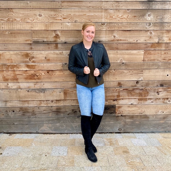 Meet your Posher, Sabrina - Picture 7 of 8